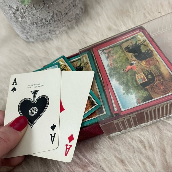 Vintage British Carriage Scene Playing Cards Set of 2 - Picture 3 of 3